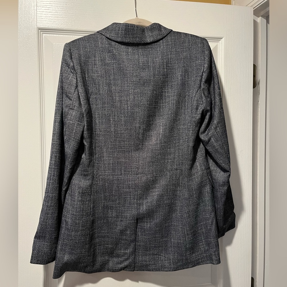 WHITE HOUSE BLACK MARKET SUITING BLAZER NAVY/WHITE SIZE 10 NWT! - Picture 2 of 2